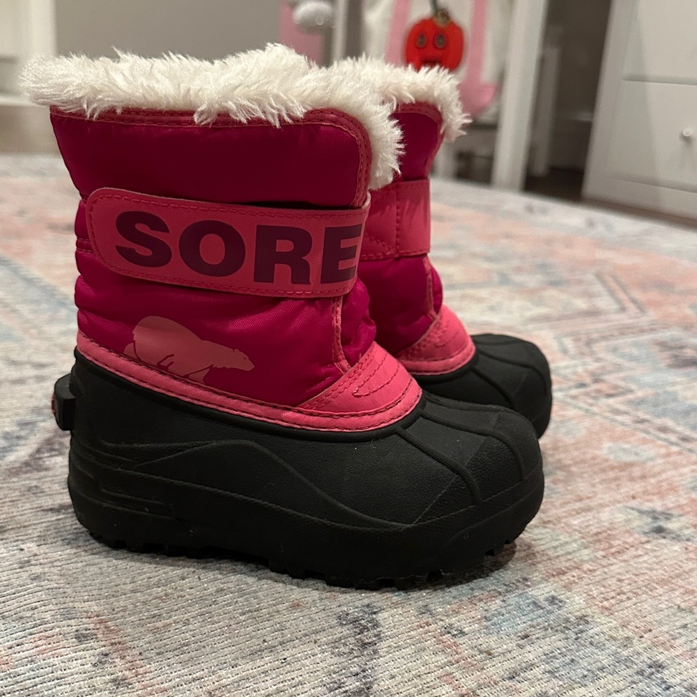 Sorel Girls size 10 winter boots